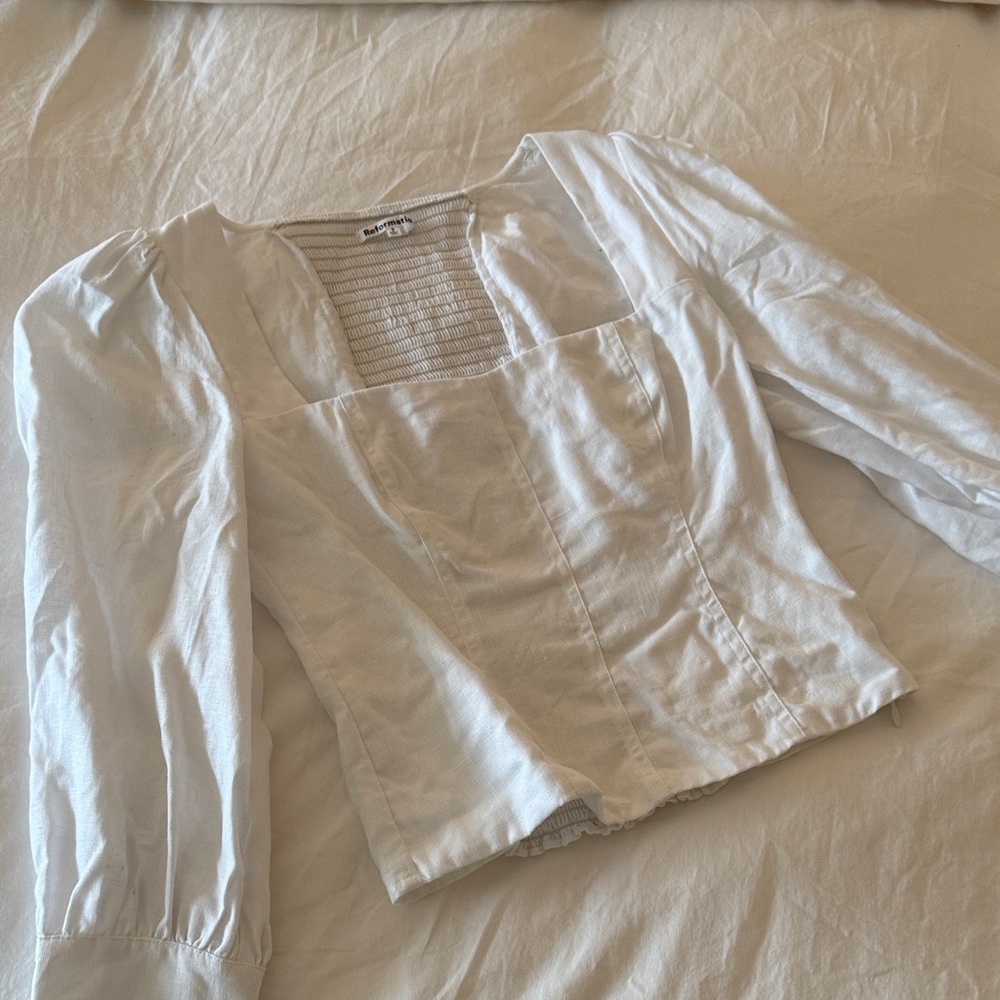 Reformation White Linen Long Sleeve Top. Size 2. Great condition.